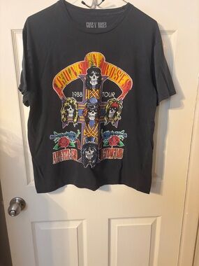1988 Tour Black Graphic Short Sleeve Tee